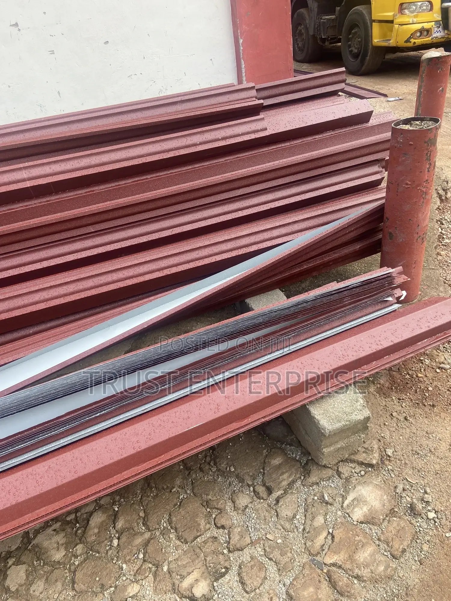 Rain Gutters and Rain Caps (Wholesale)
