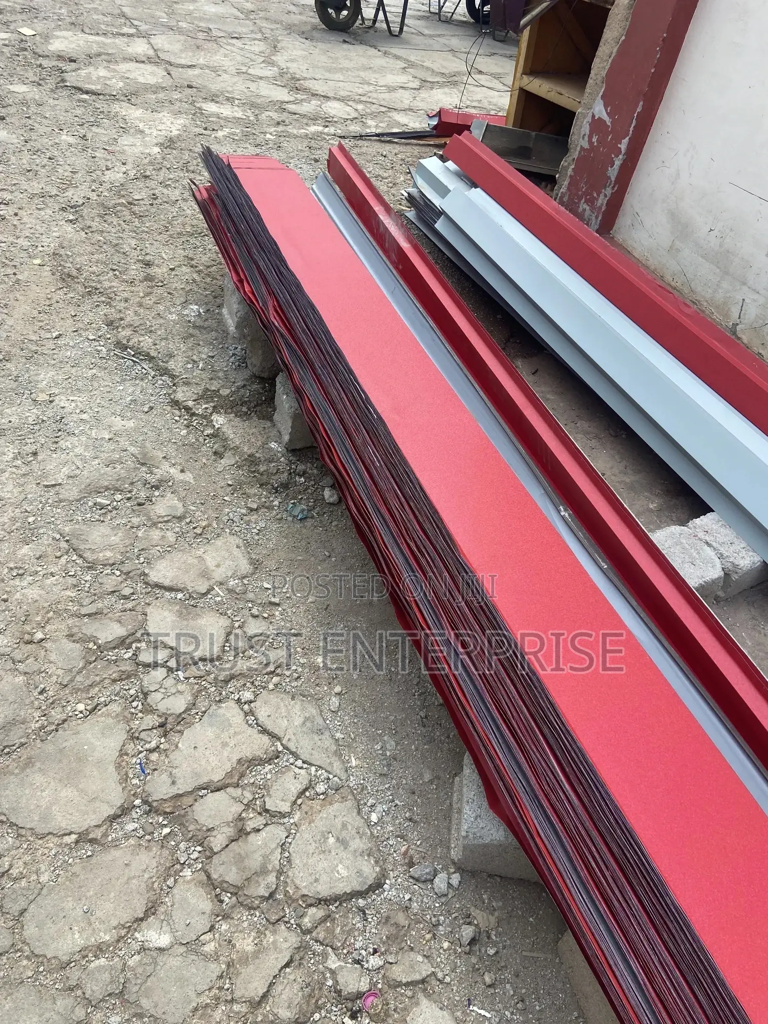 Rain Gutters and Rain Caps (Wholesale)