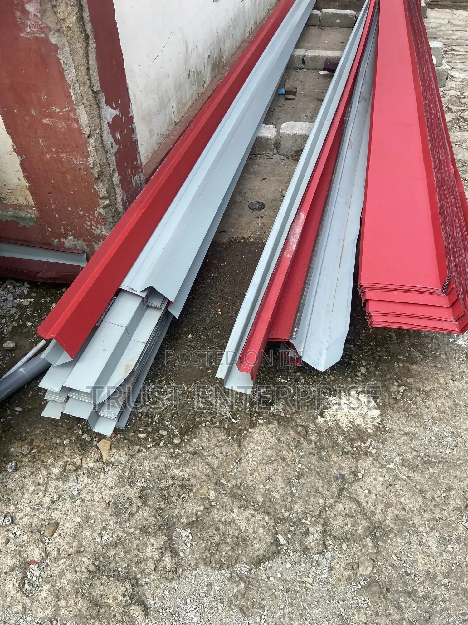 Rain Gutters and Rain Caps (Wholesale)