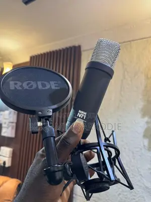  Røde Nt1 + Alesis V25 Studio Bundle | Pro Recording Setup