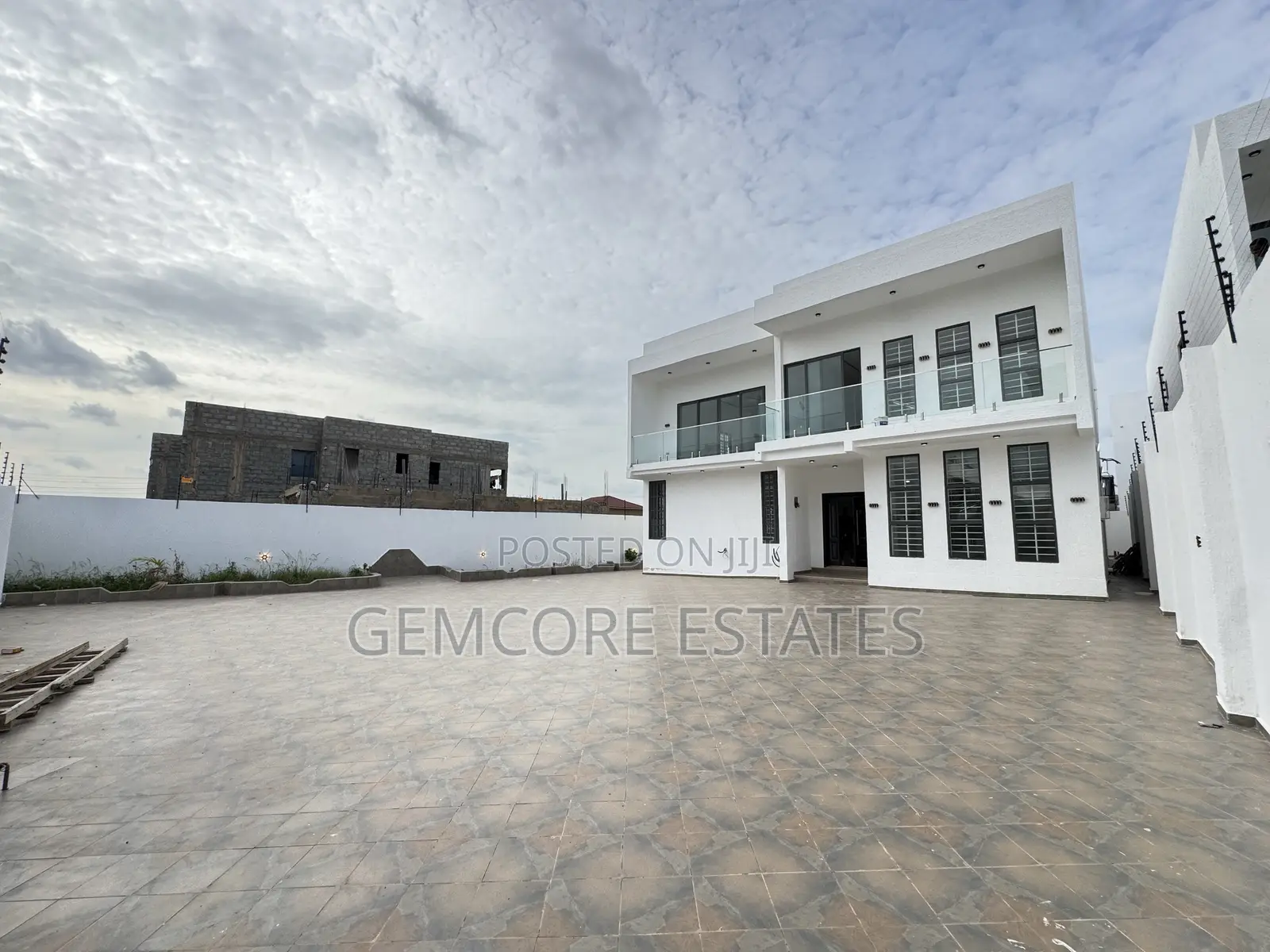 5bdrm House in East Legon Hills, Ashaley Botwe for sale
