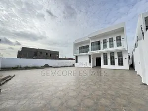 5bdrm House in East Legon Hills, Ashaley Botwe for sale