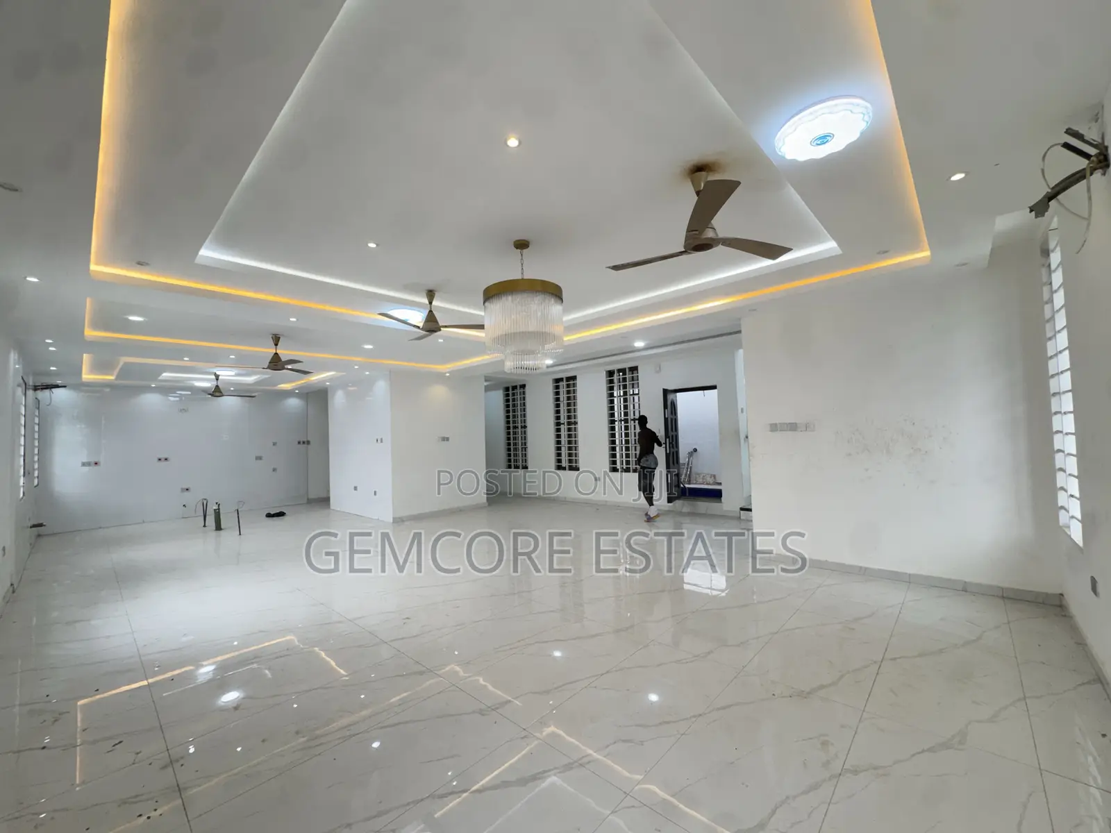 5bdrm House in East Legon Hills, Ashaley Botwe for sale