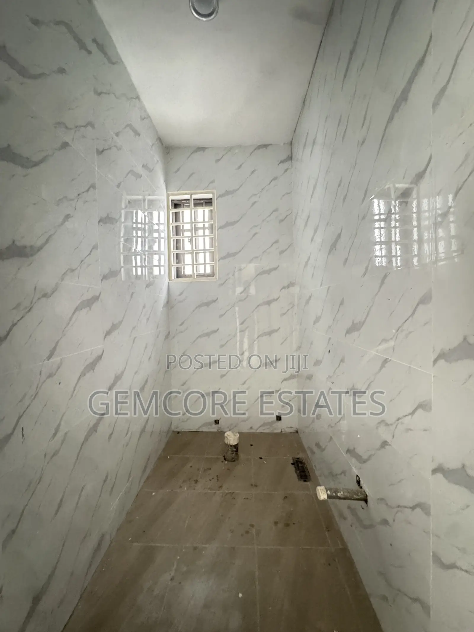 5bdrm House in East Legon Hills, Ashaley Botwe for sale