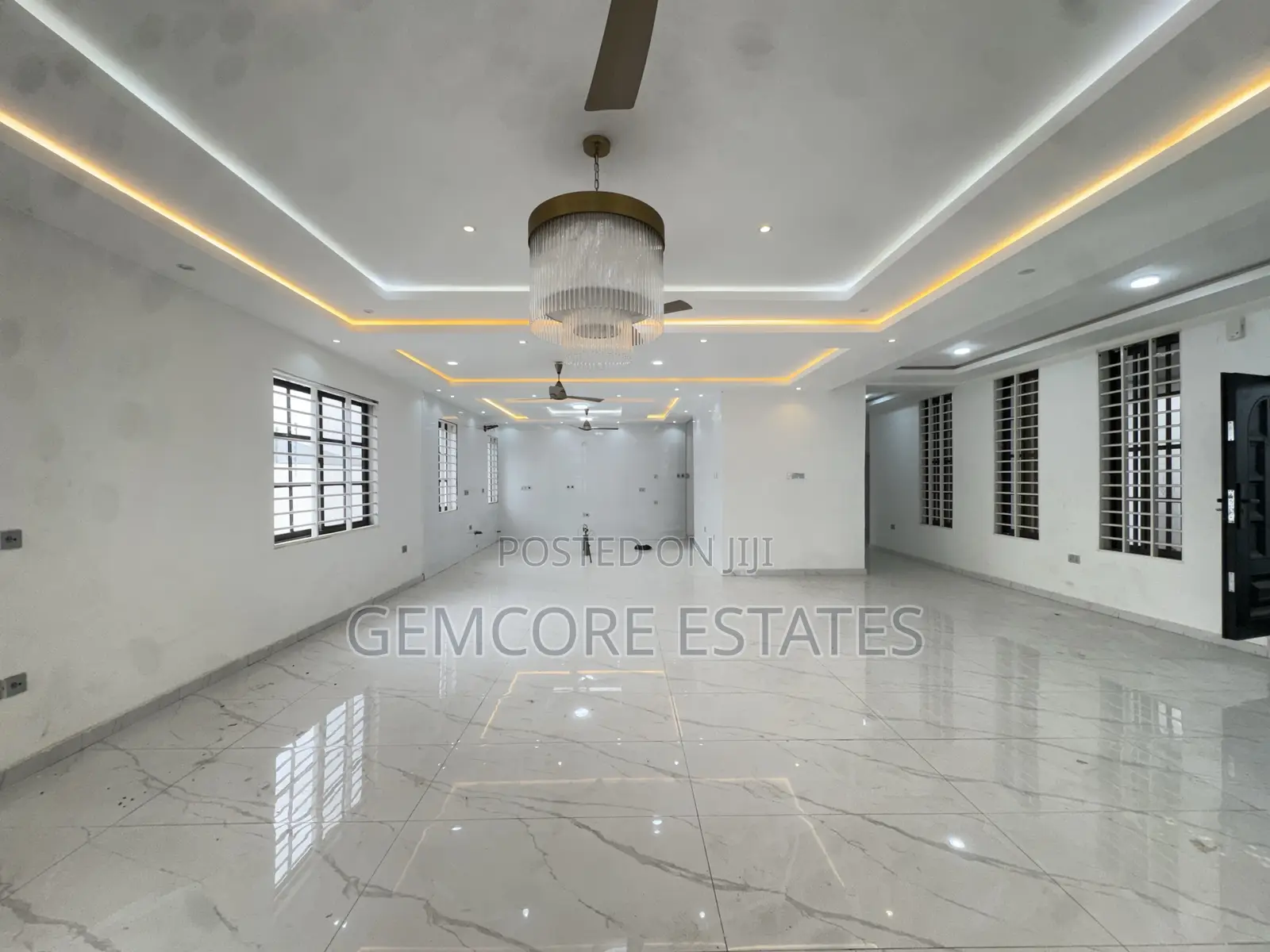 5bdrm House in East Legon Hills, Ashaley Botwe for sale