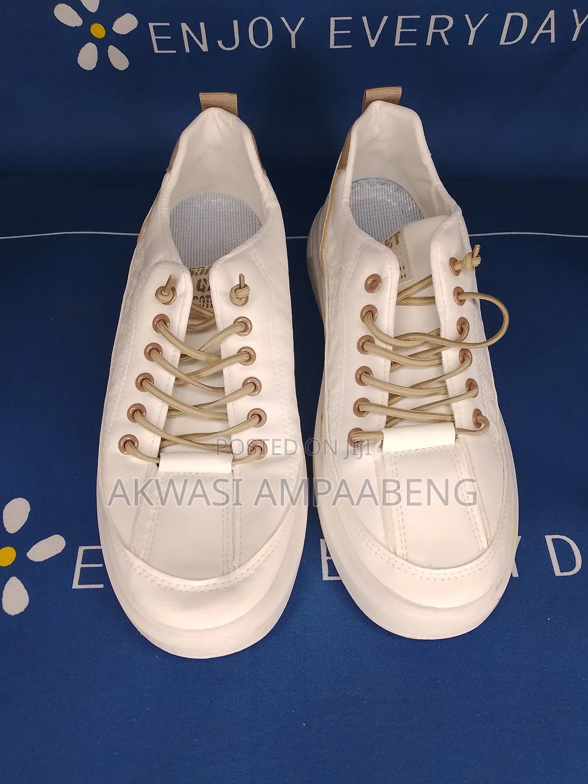 Sneakers for Sale Size 44
