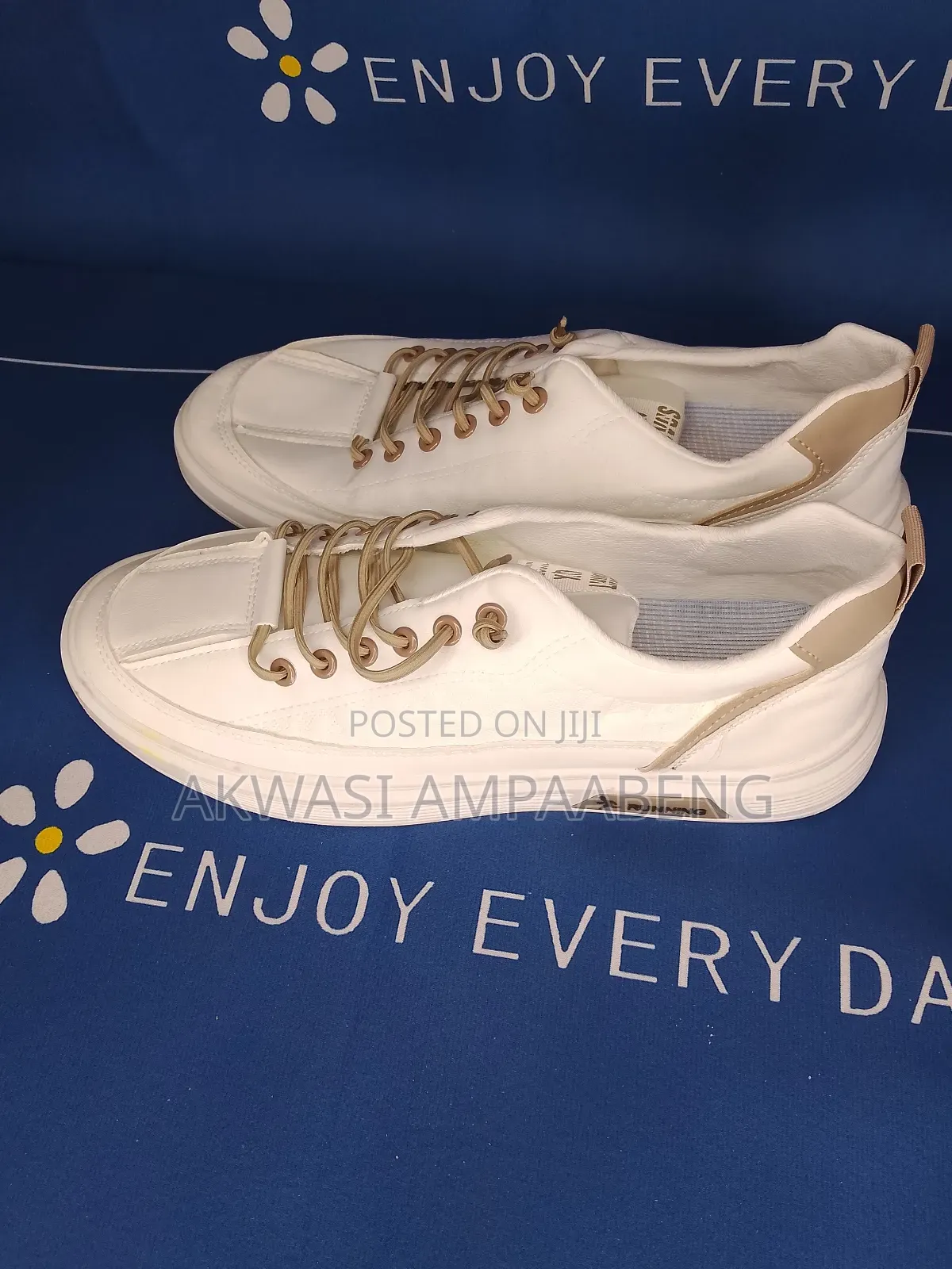 Sneakers for Sale Size 44