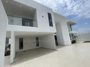 6bdrm Mansion in Royal Footprints, Oyarifa Mall Area for sale