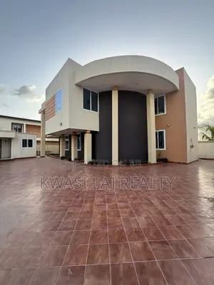 4bdrm House in Pokuase Ablekuma Rd for sale