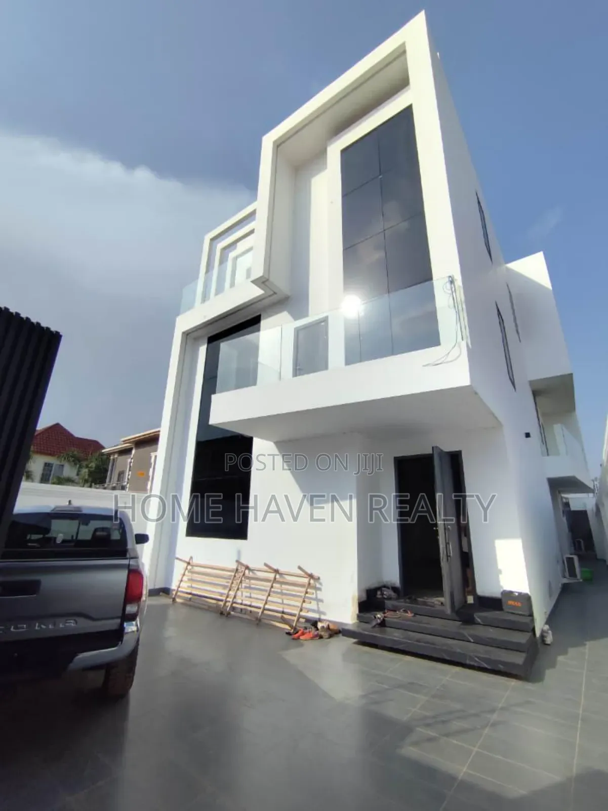 4bdrm House in East Legon Hills, Boundary Road Area for rent