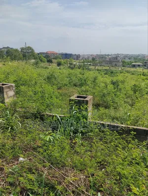 Best Plot in Diamond Hills Residency