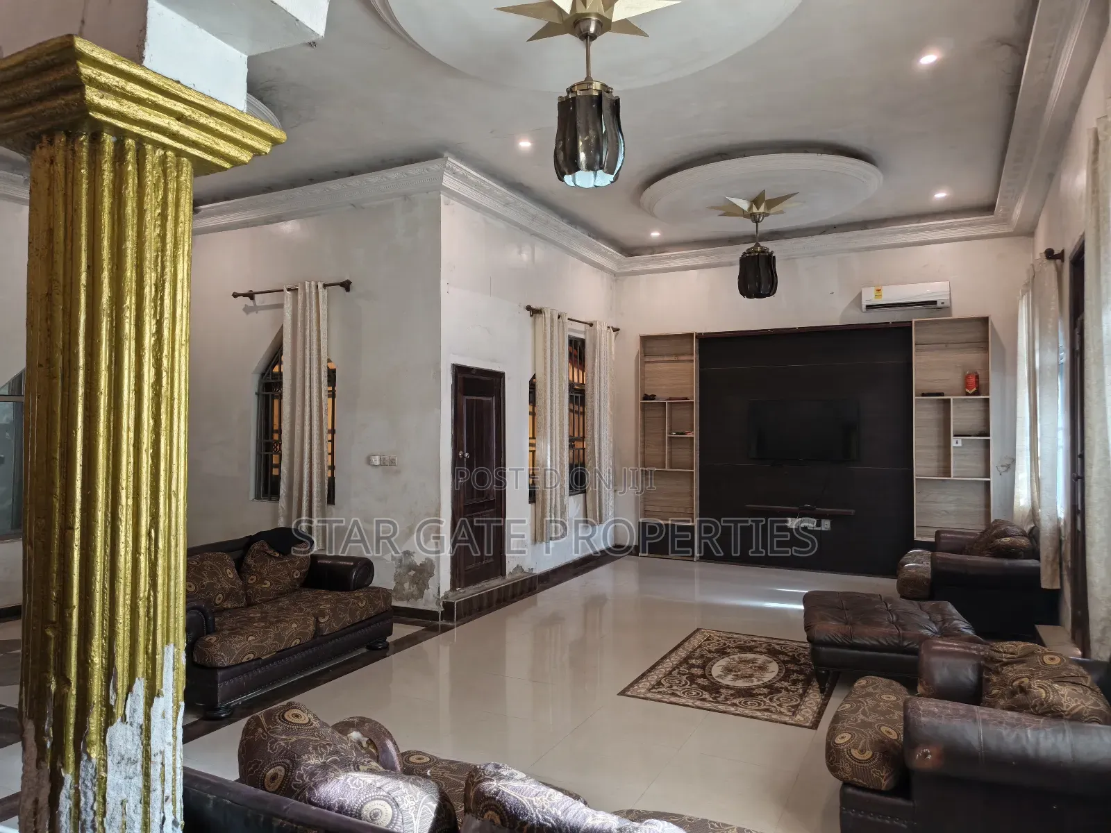 5bdrm House in Fumesua, Kumasi Metropolitan for sale
