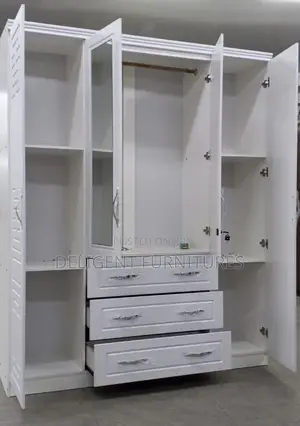 4 Doors Wardrobe (Payment on Delivery)