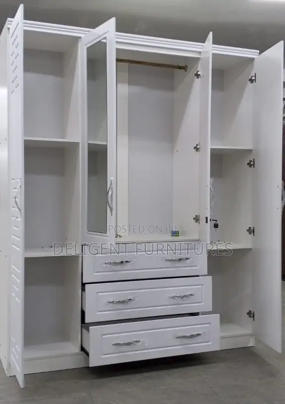 4 Doors Wardrobe (Payment on Delivery)