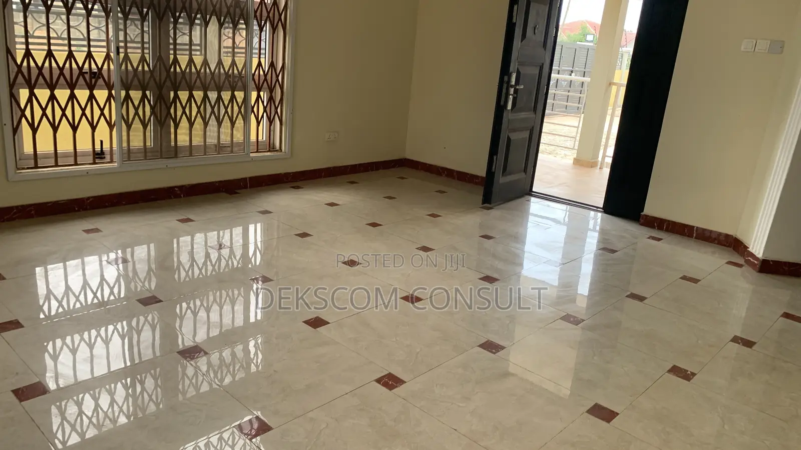 3bdrm House in Adenta for sale