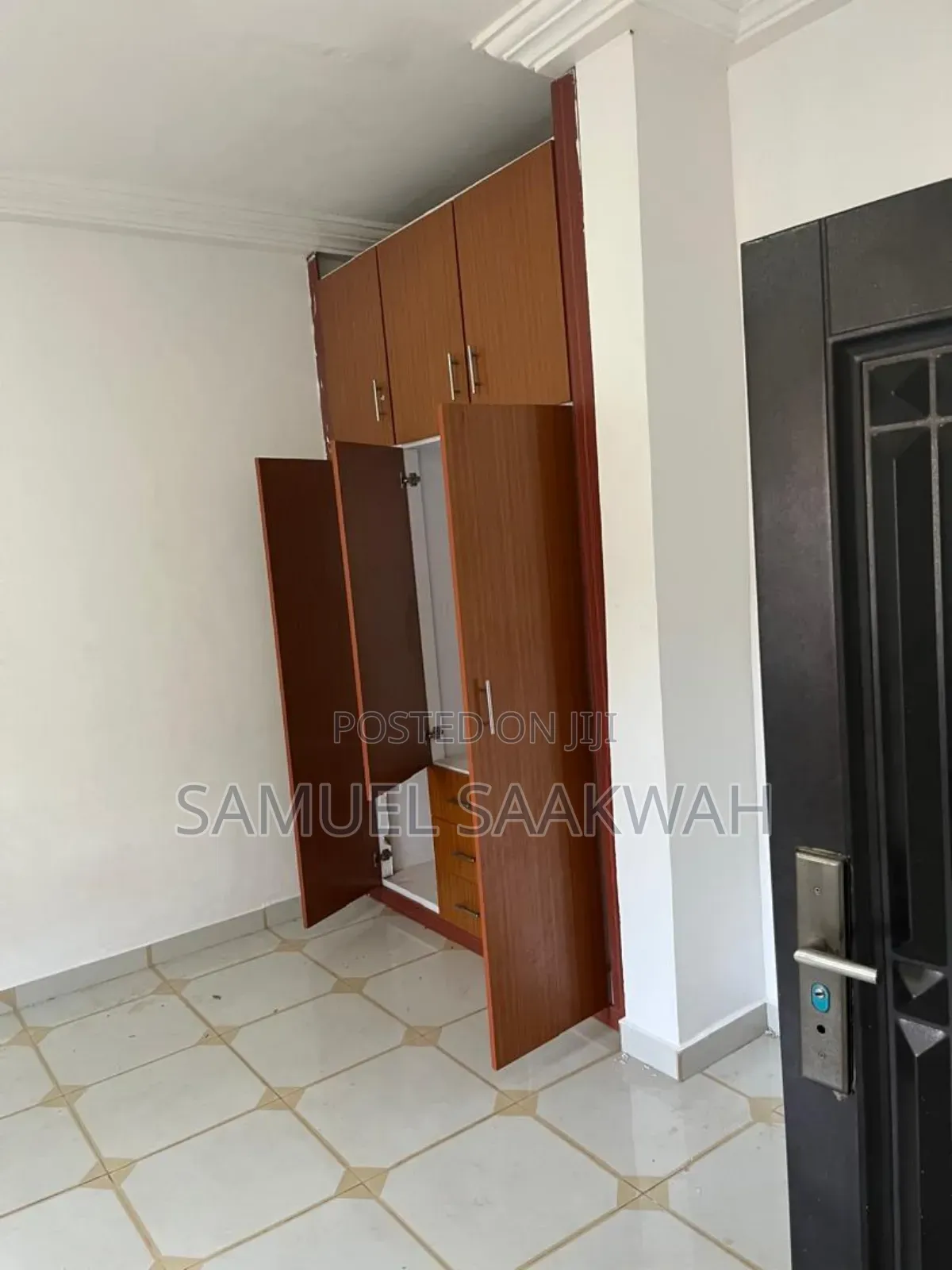 2bdrm Apartment in Lomnava, Last Stop for rent