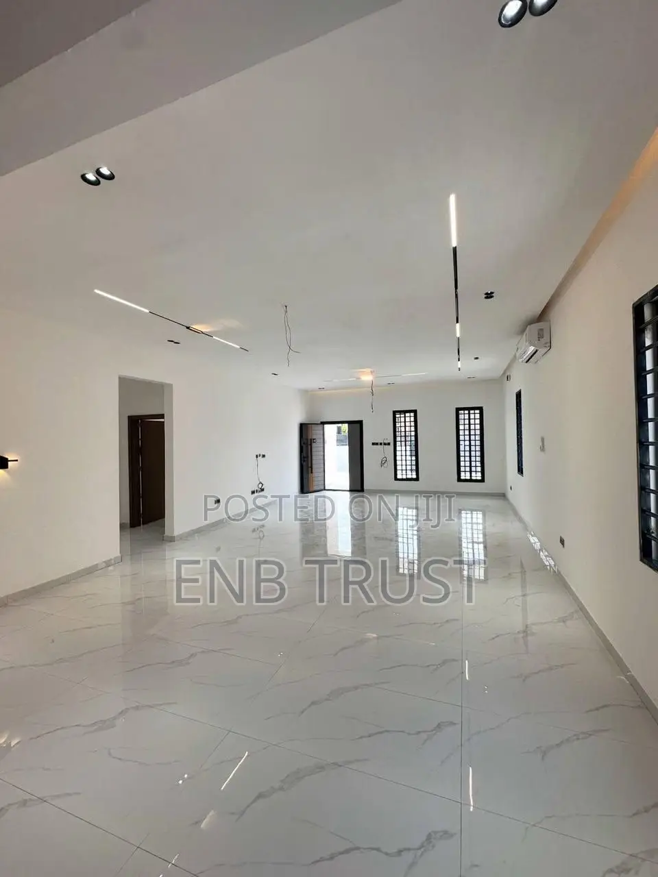 3bdrm House in Lakeside Estate for sale