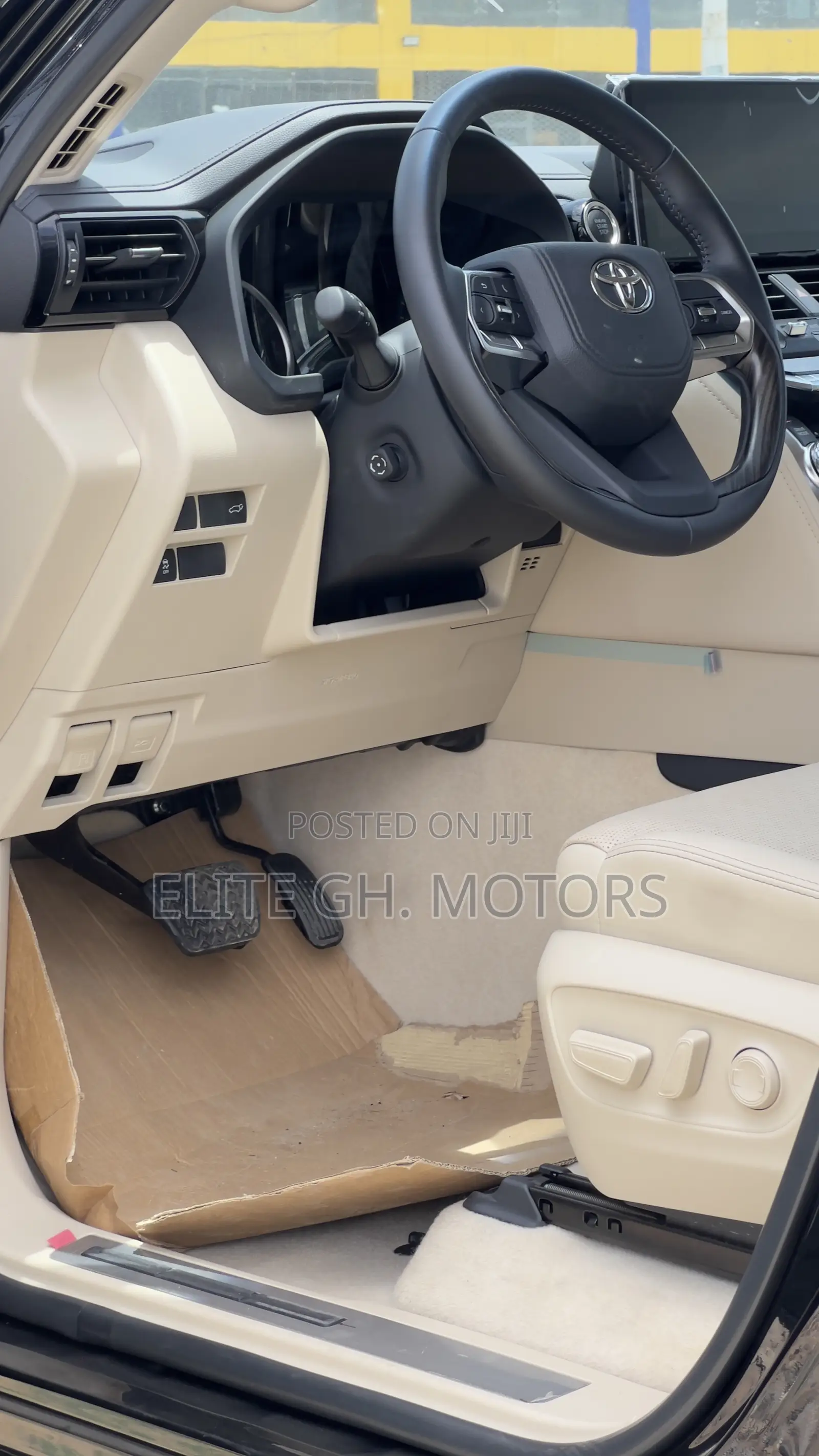 New Toyota Land Cruiser LC300 2024 Black