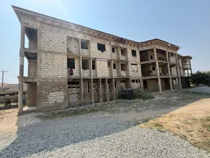 20bdrm Apartment in Weija, Accra Metropolitan for sale