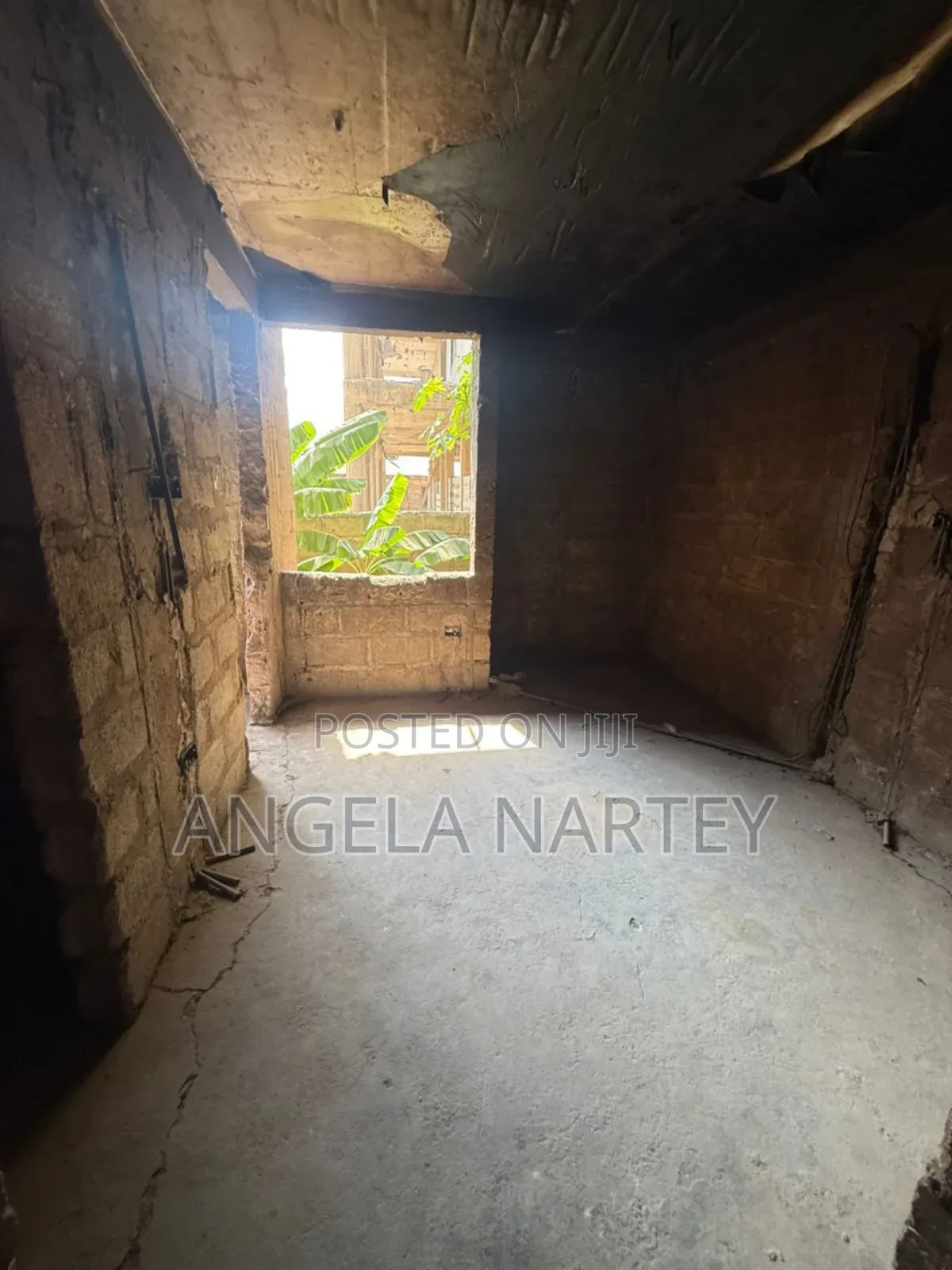 20bdrm Apartment in Weija, Accra Metropolitan for sale