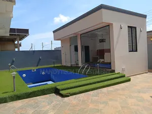 7bdrm Duplex in Lake Side Estate for sale