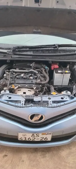 Toyota Vitz 2013 Blue