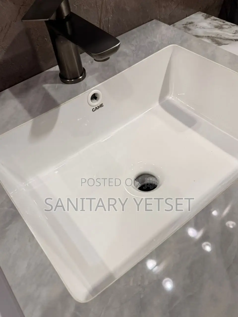 Newly Imported Mable Cabinet Basin