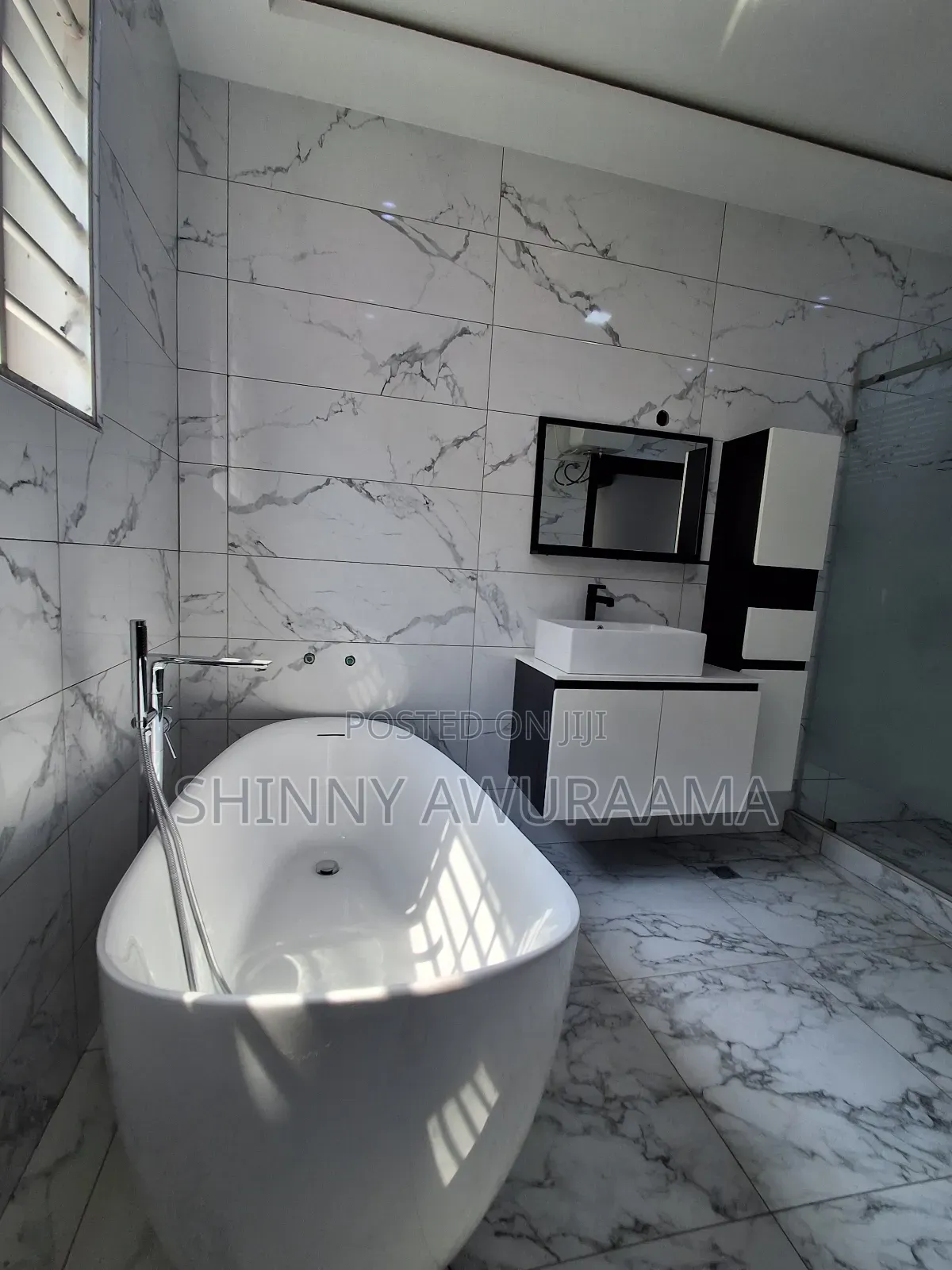 4bdrm House in Agbogba, School Park Area for sale