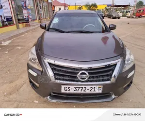 Nissan Altima 2.5 SL 4dr Sedan (2.5L 4cyl CVT) 2015 Gray