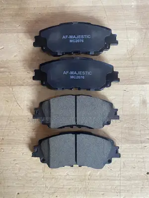 Front Brake Pad Toyota Camry 2018 - 2025 Xle & Xse