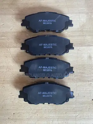 Front Brake Pad Toyota Camry 2018 - 2025 Xle & Xse