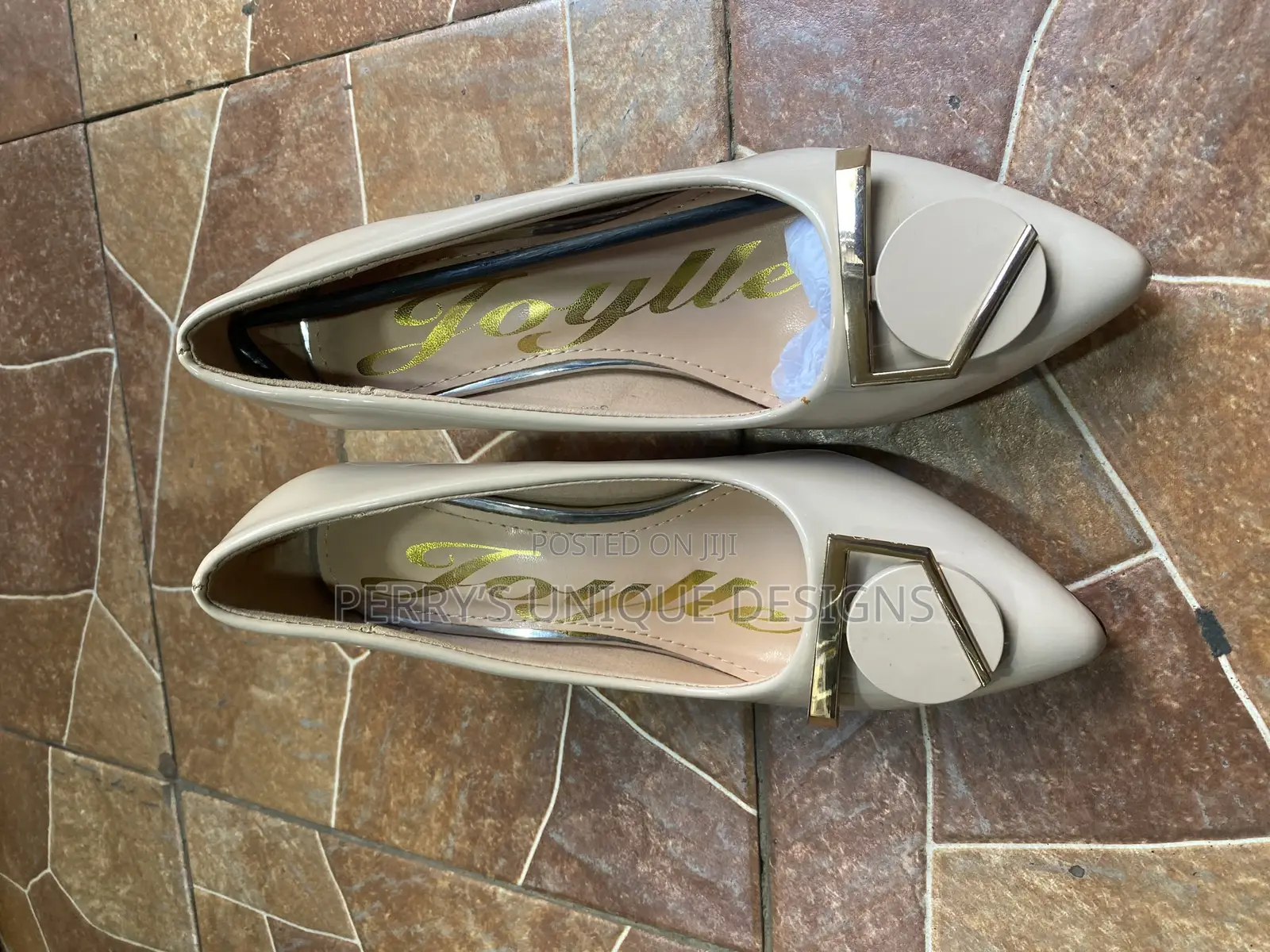 Ivory Elegance Kitten Heel Pumps