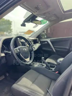Toyota RAV4 XLE AWD (2.5L 4cyl 6A) 2017 Black