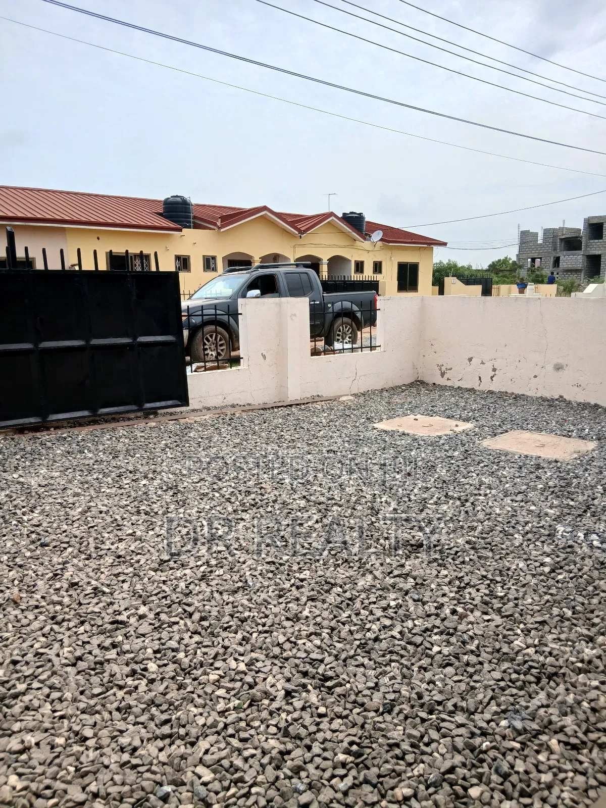 2bdrm Apartment in Com.25, Tema Metropolitan for rent