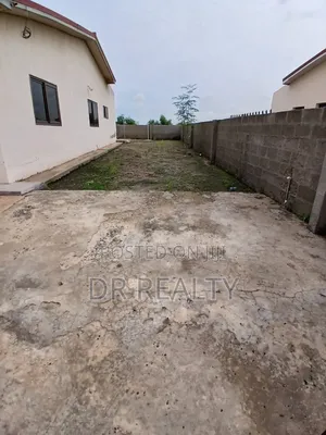 2bdrm House in Savannah, Tema Metropolitan for rent