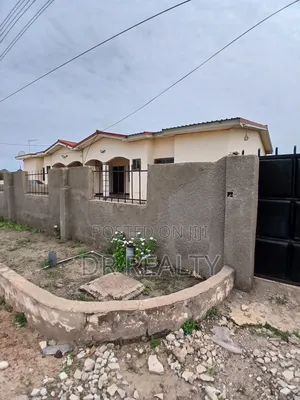 2bdrm House in Savannah, Tema Metropolitan for rent