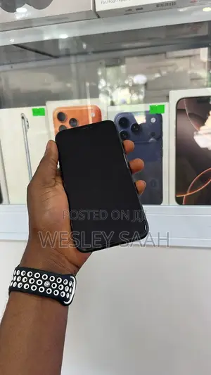Apple iPhone XR 64 GB Black