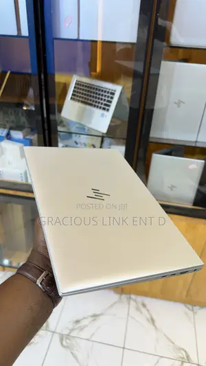 New Laptop HP EliteBook 840 G7 8GB Intel Core i5 SSD 256GB