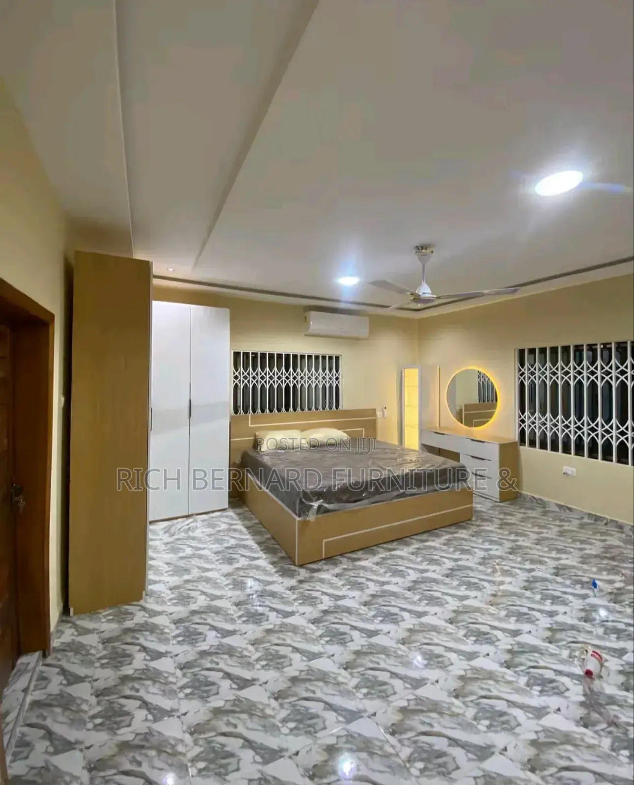 Modern Bedroom Set : Queen Size Bed + 4in1 Wardrobe + Led Dresser Set