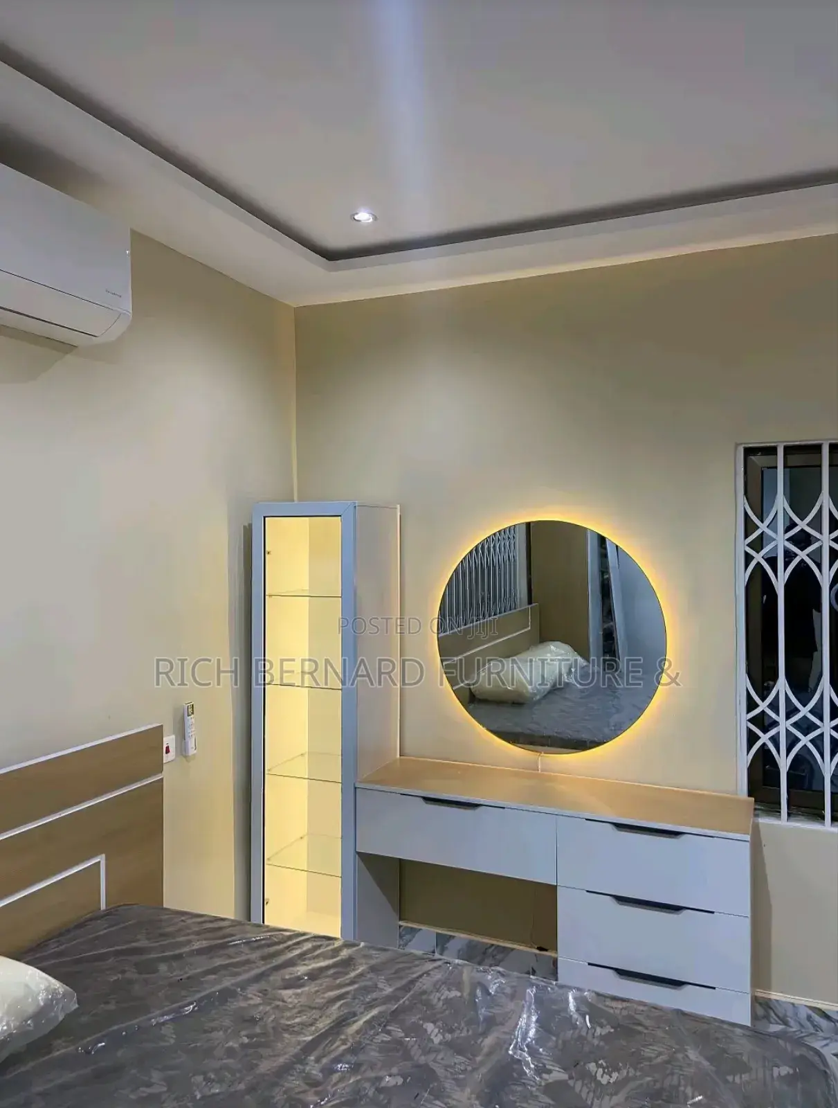 Modern Bedroom Set : Queen Size Bed + 4in1 Wardrobe + Led Dresser Set