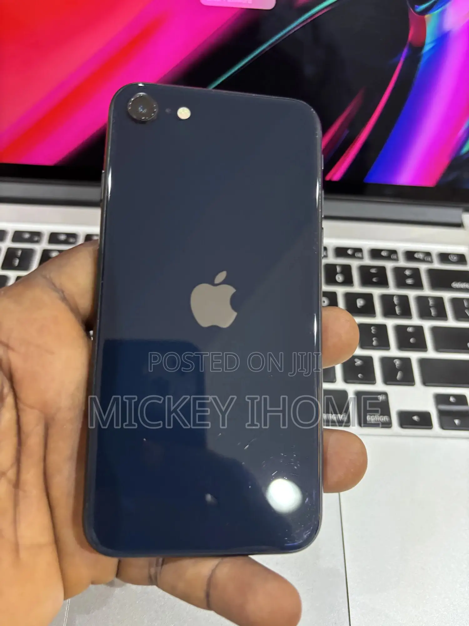 Apple iPhone SE (2022) 64 GB Black