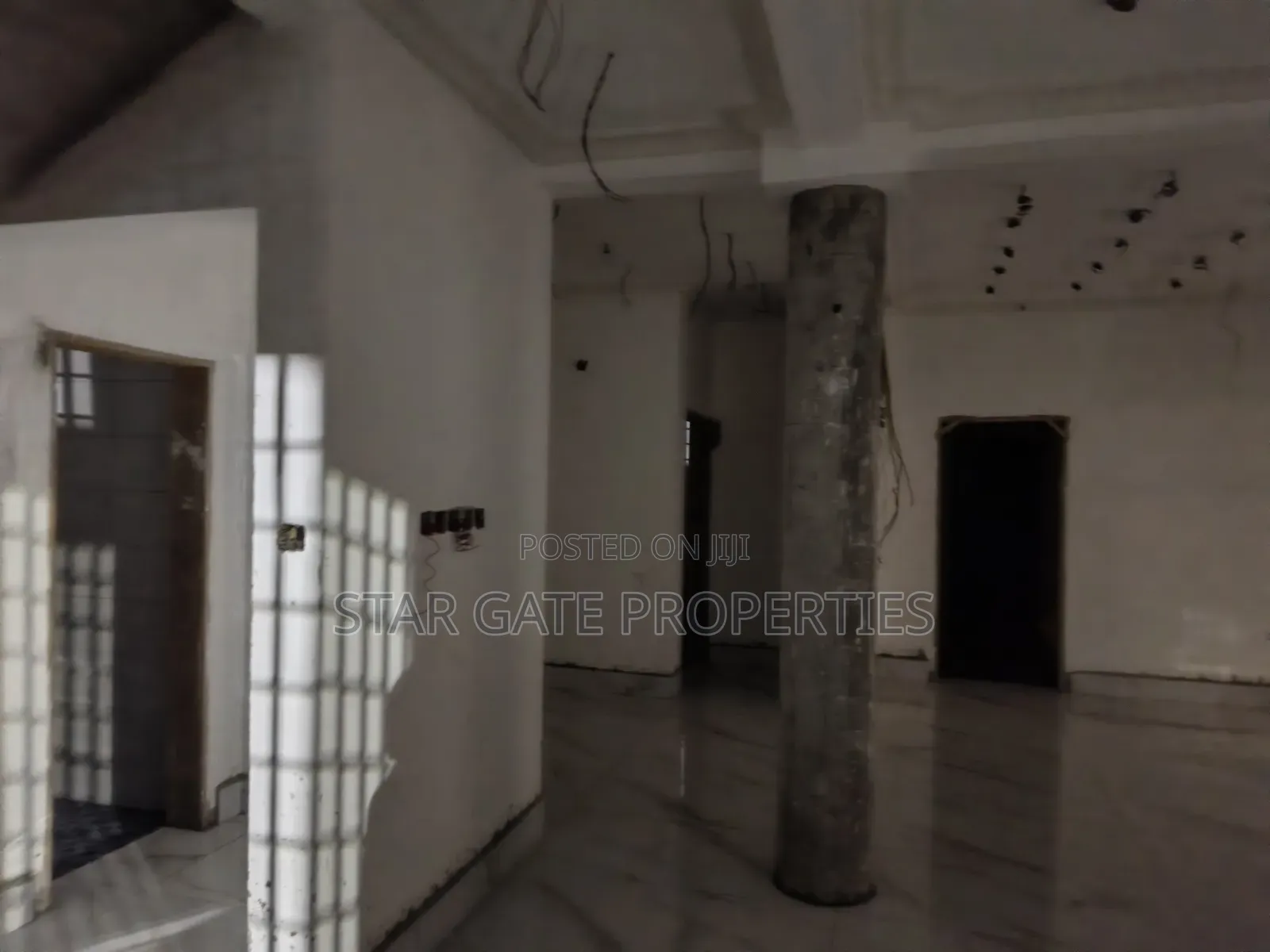 4bdrm House in Kwamo, Kumasi Metropolitan for sale