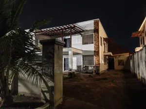 4bdrm House in Kwamo, Kumasi Metropolitan for sale