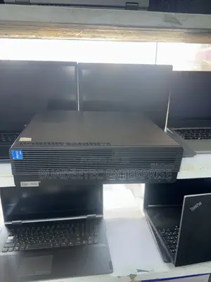 Desktop Computer Lenovo 8GB Intel Core i5 SSD 512GB