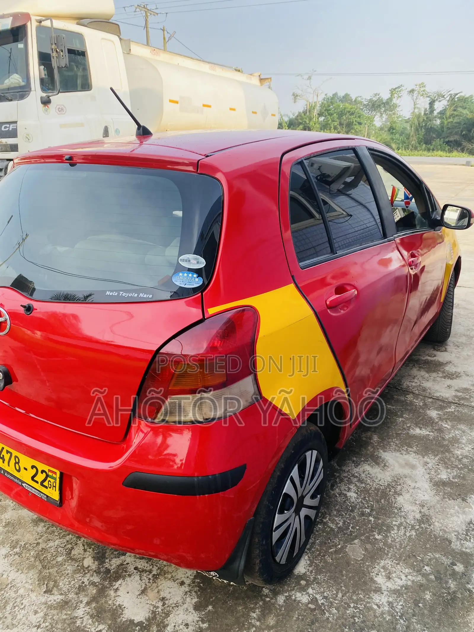 Toyota Vitz 2010 Red