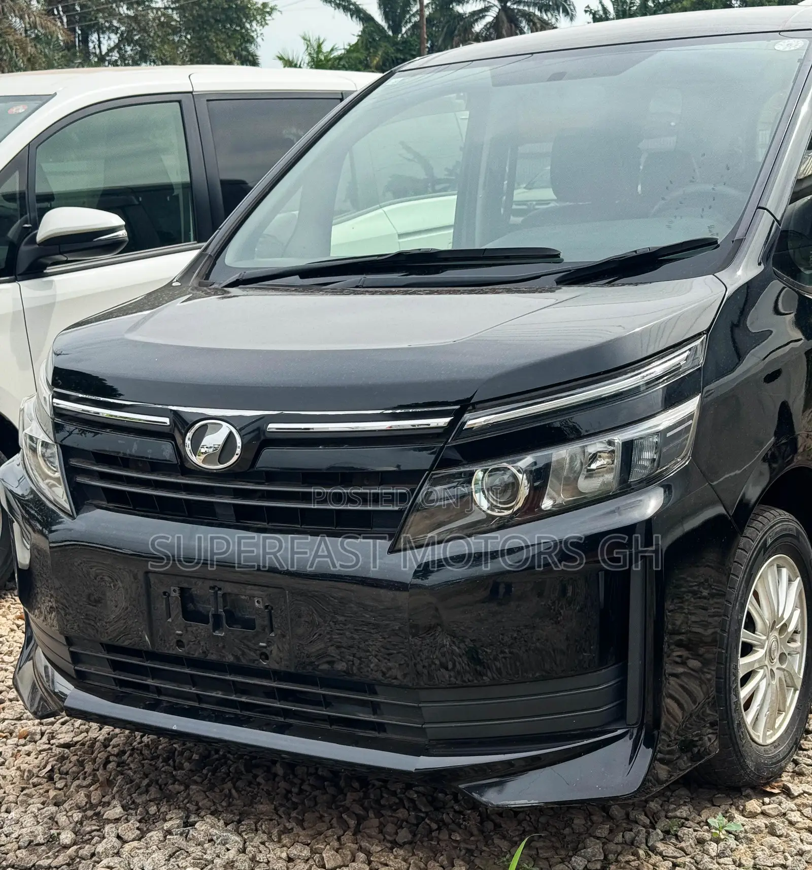 Toyota Voxy 2015 Black