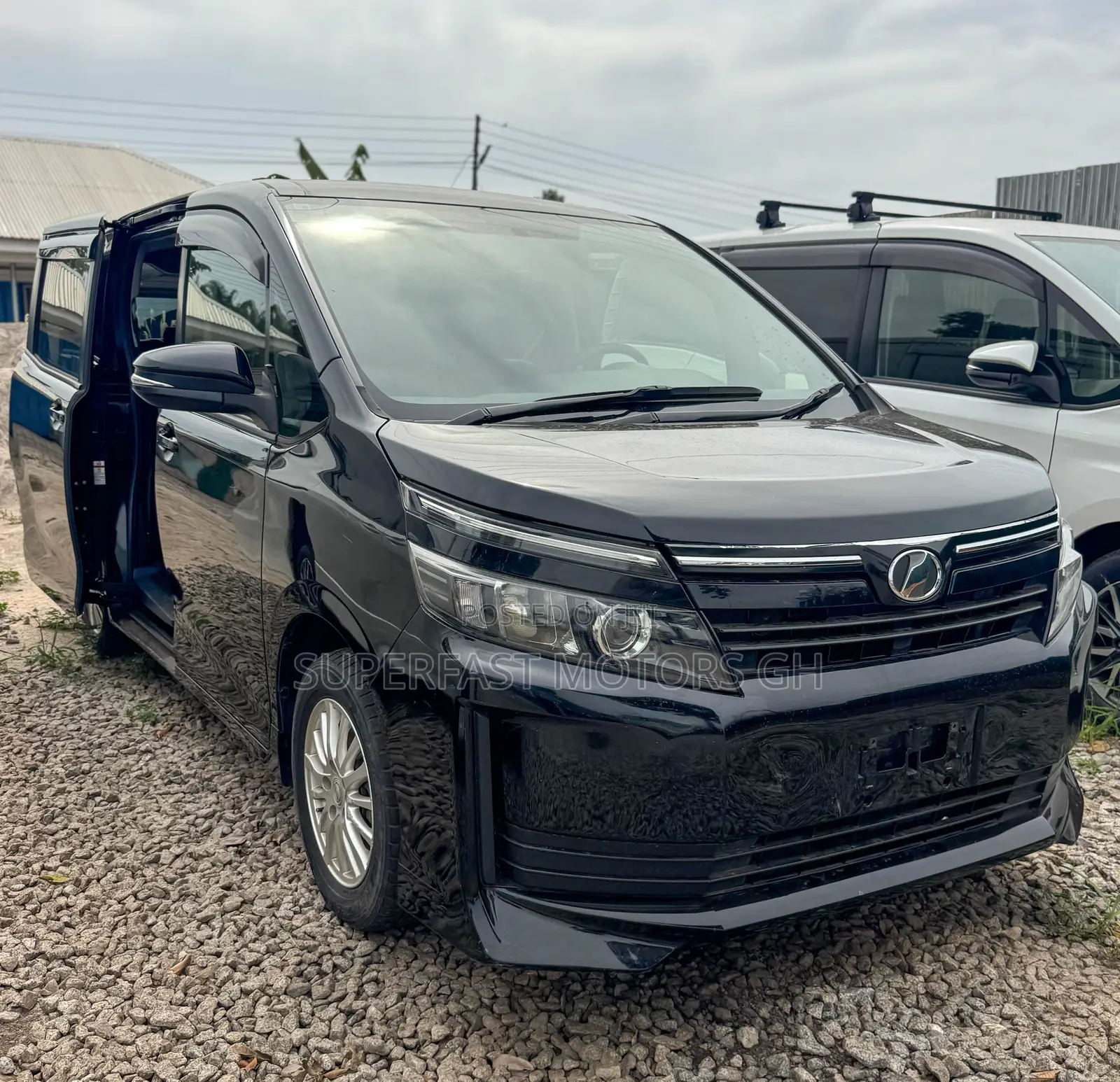 Toyota Voxy 2015 Black