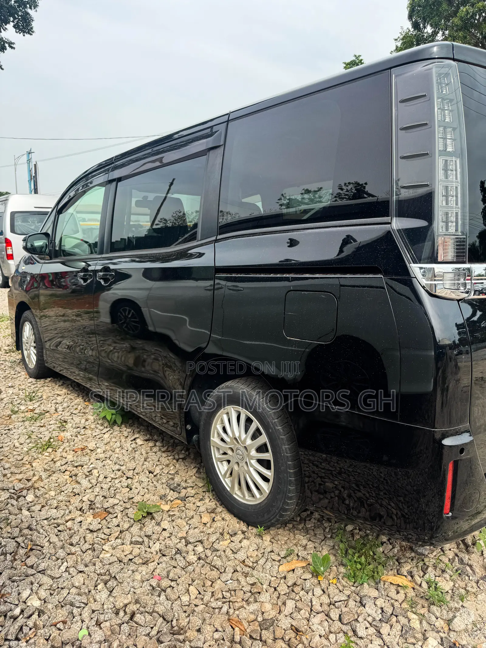 Toyota Voxy 2015 Black