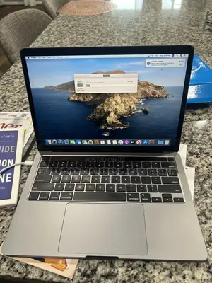Laptop Apple MacBook Pro 2020 16GB Intel Core i7 SSD 512GB
