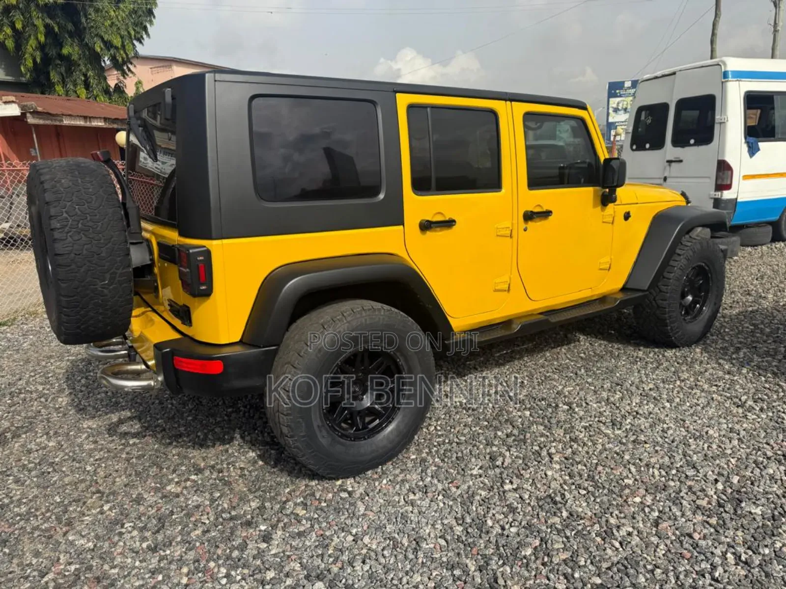 Jeep Wrangler Sport 2012 Yellow